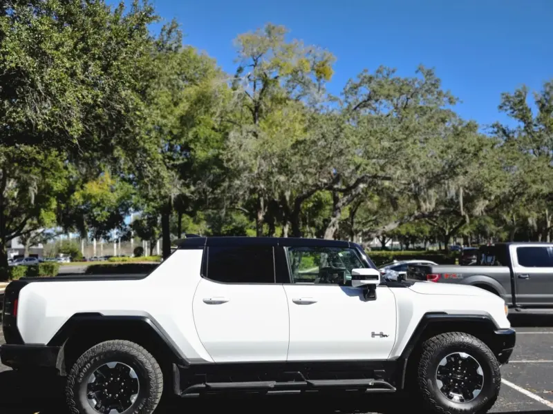 2022 GMC Hummer EV Pickup Edition 1